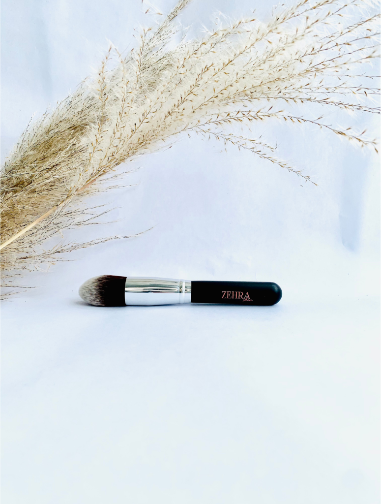 Pointed Powder Brush Esthétique Natasha